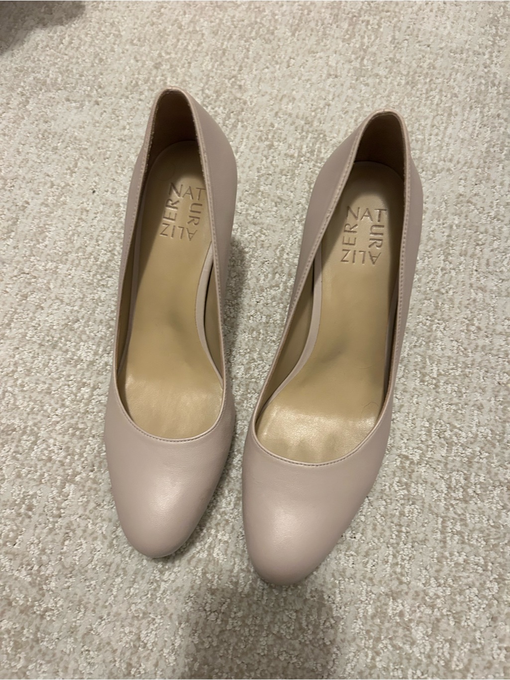 Naturalizer Blush Pink Round-Toe Leather Pumps